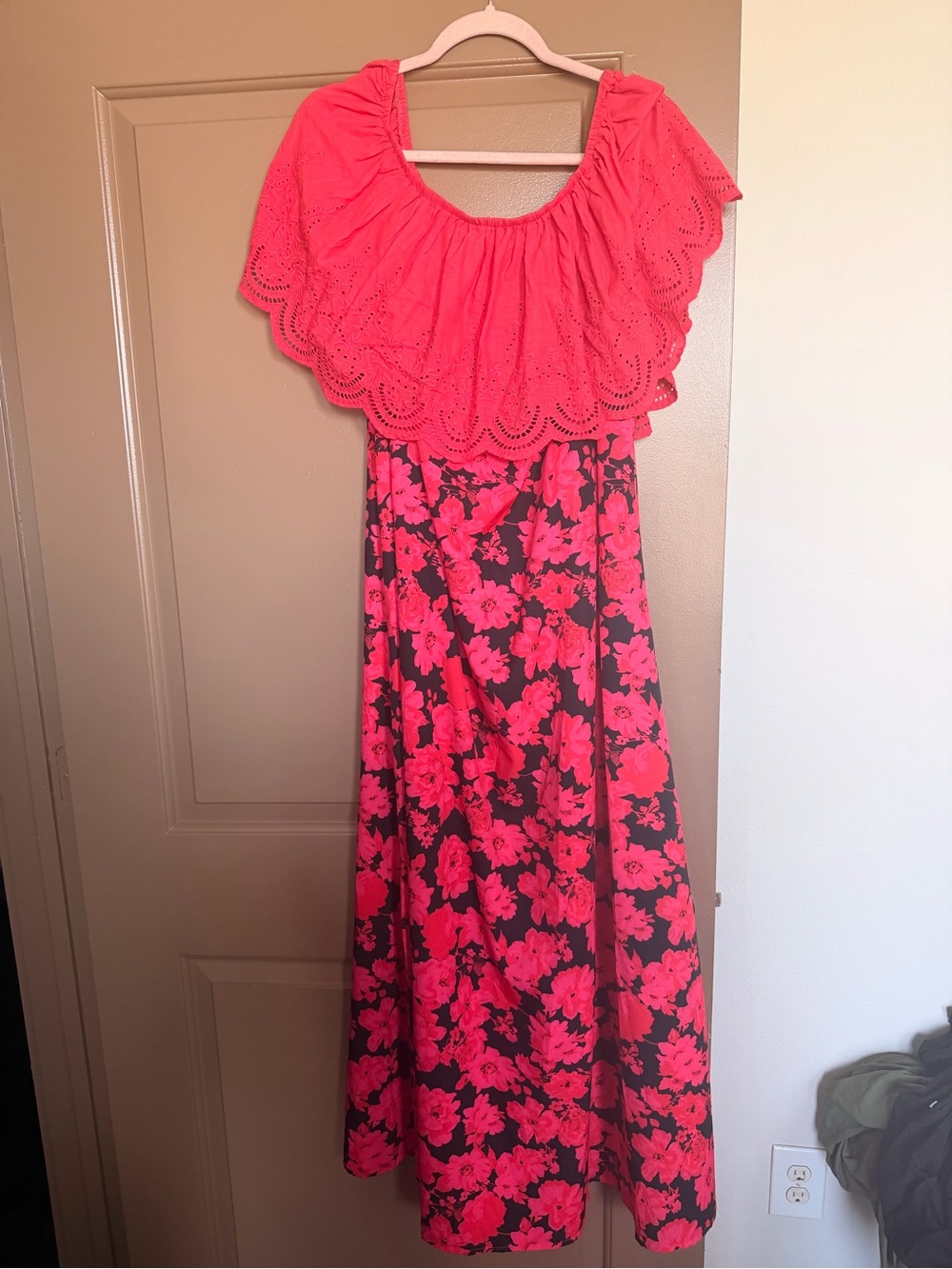 Women’s Floral Off-Shoulder Maxi Dress in Bright Pink
